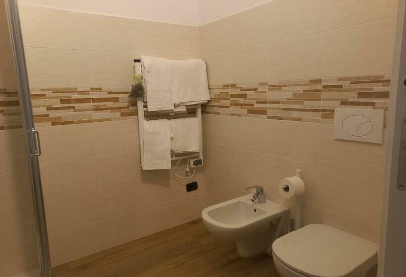اتاق استاندارد, Gardafarm Agriturismo