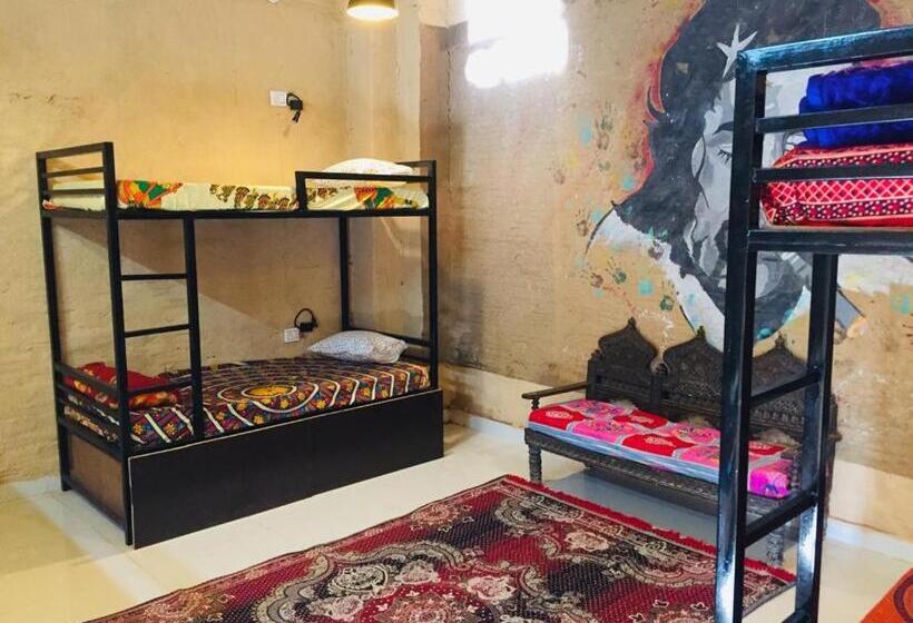 تختخواب در اتاق مشترک, Jaisalmer Hostel
