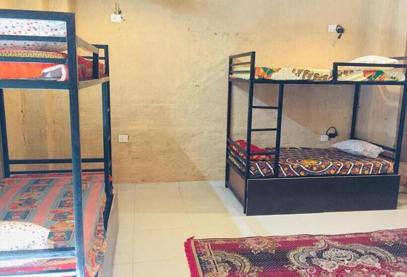 تختخواب در اتاق مشترک, Jaisalmer Hostel