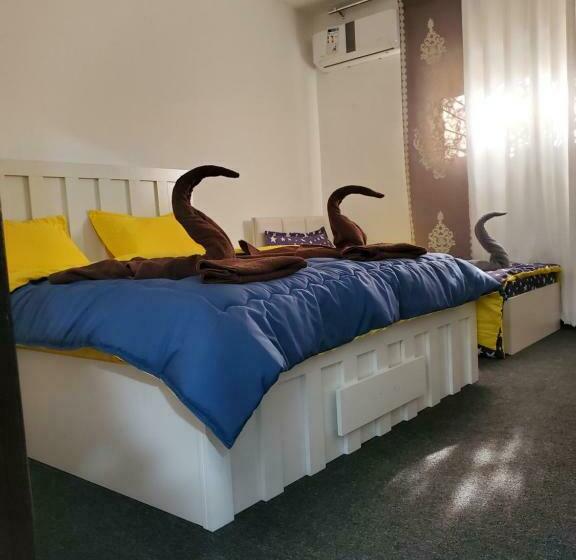 اتاق لوکس, Petra Casablanca
