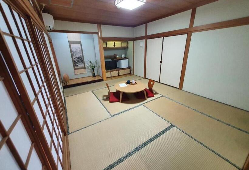 اتاق استاندارد چهار تخته, 素泊り旅館 Yururi