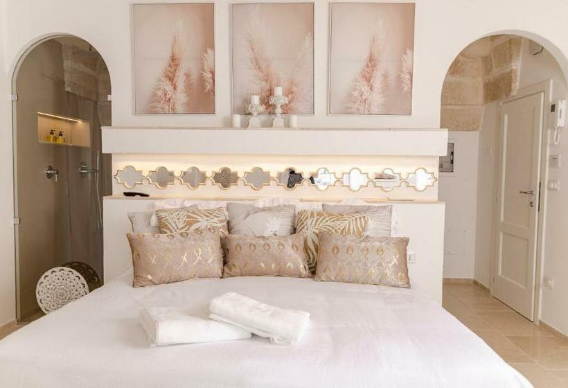 سوئیت با وان آب گرم, Apulia Charming Suites   Casa Rossa Suite Perla E Suite Corallo