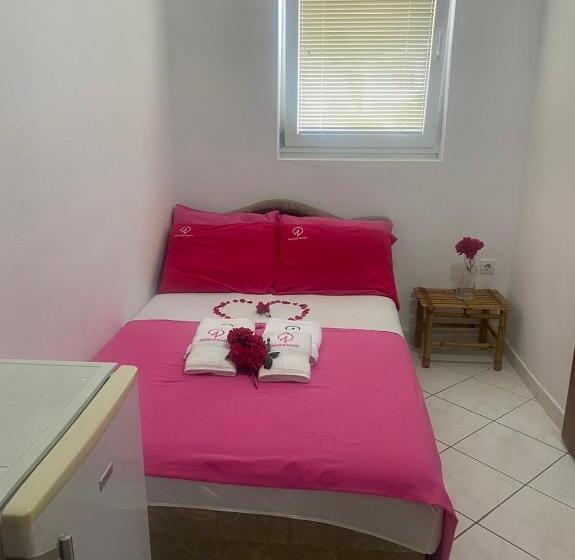 اتاق استاندارد سه نفره, Apartmani Pejovic Sutomore