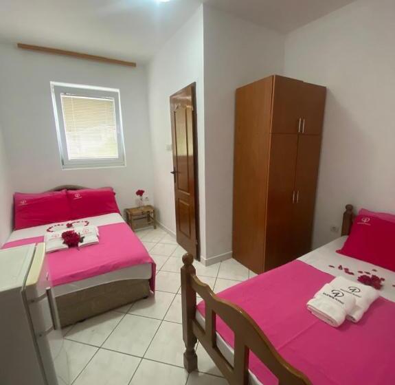 اتاق استاندارد سه نفره, Apartmani Pejovic Sutomore