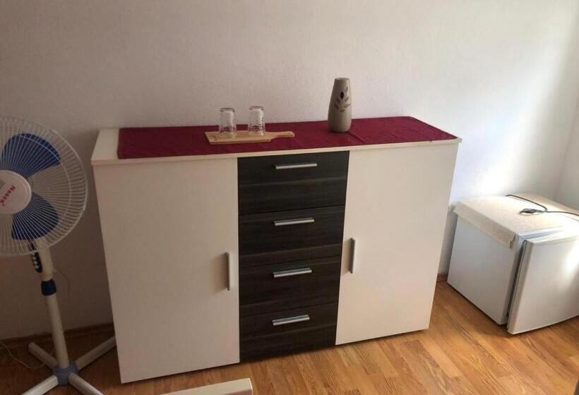 اتاق استاندارد, Apartmani Pejovic Sutomore