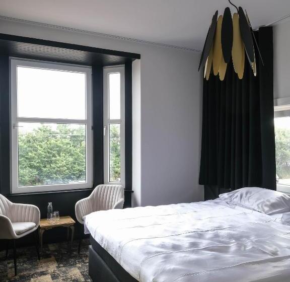 اتاق استاندارد با تخت بزرگ, Bed & Breakfast Maison Noire Westende Bad Incl Parking & Ontbijt