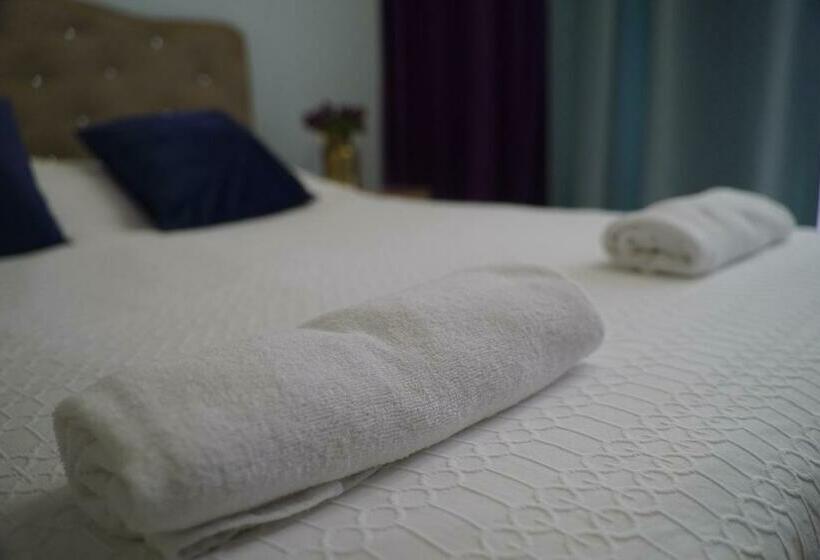 اتاق استاندارد با بالکن, Aquamarinn