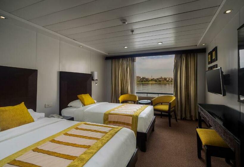 اتاق لوکس, Mövenpick Royal Lily Nile Cruise, Every Monday Four Nights From Luxor, Every Friday Three Nights Fro