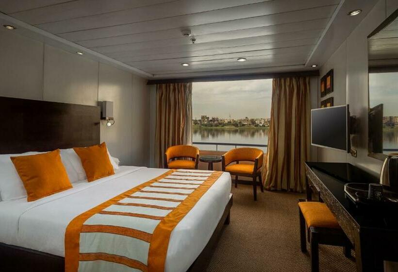 اتاق لوکس, Mövenpick Royal Lily Nile Cruise, Every Monday Four Nights From Luxor, Every Friday Three Nights Fro