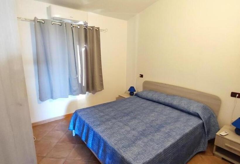 اتاق اکونومی, Casa L Ulivariu Affittacamere