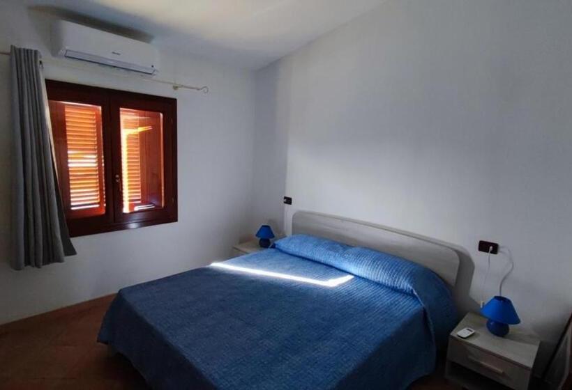 اتاق اکونومی, Casa L Ulivariu Affittacamere