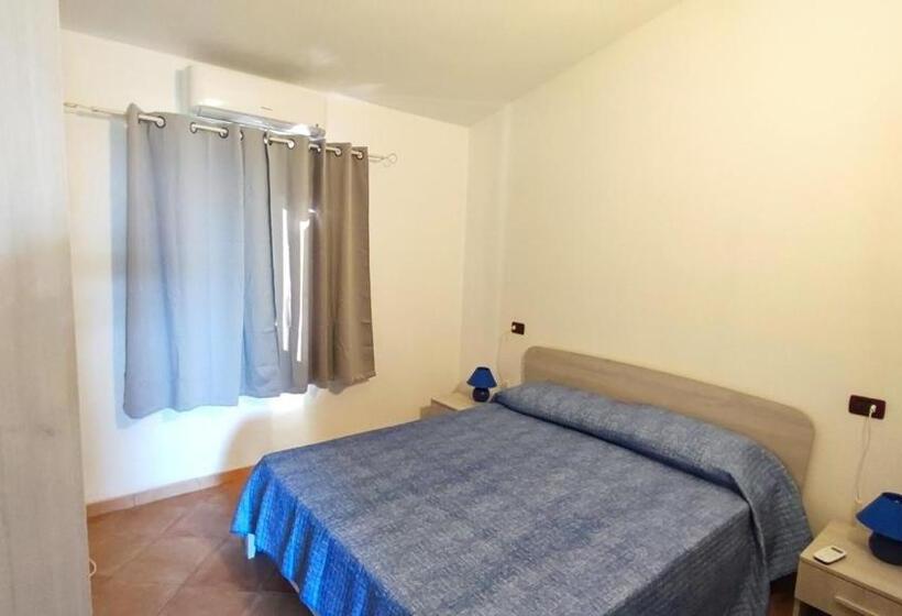 اتاق اکونومی, Casa L Ulivariu Affittacamere
