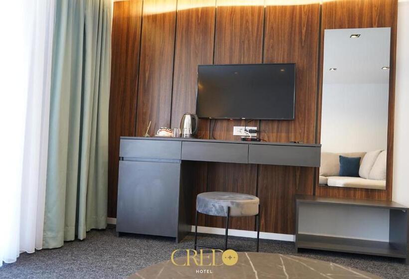 سوییت لوکس, Credo