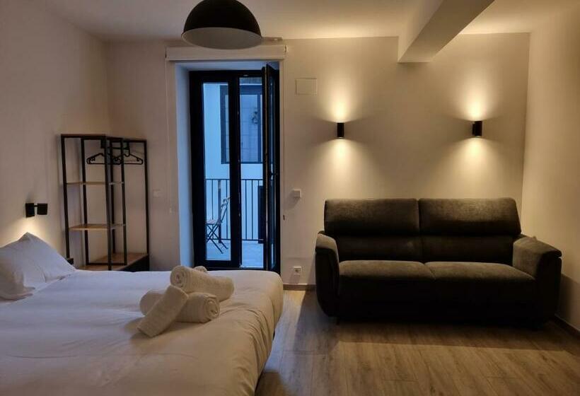 استودیوی استاندارد, Kabialde Apartamentuak