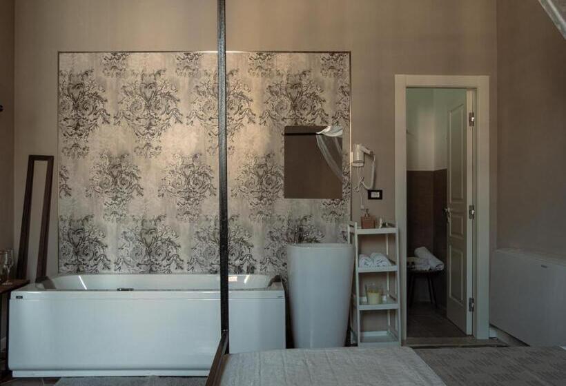 اتاق لوکس با چشم‌انداز, Palazzo Lupinacci   Dimora Storica Bed And Breakfast