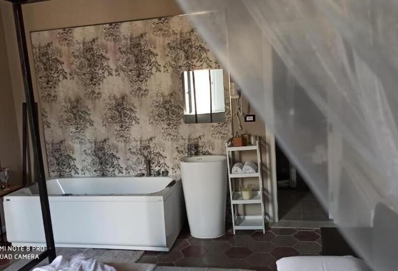 اتاق لوکس با چشم‌انداز, Palazzo Lupinacci   Dimora Storica Bed And Breakfast