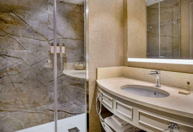 اتاق لوکس با چشم‌انداز باغ, Hacienda Son Antem Golf Resort, Autograph Collection