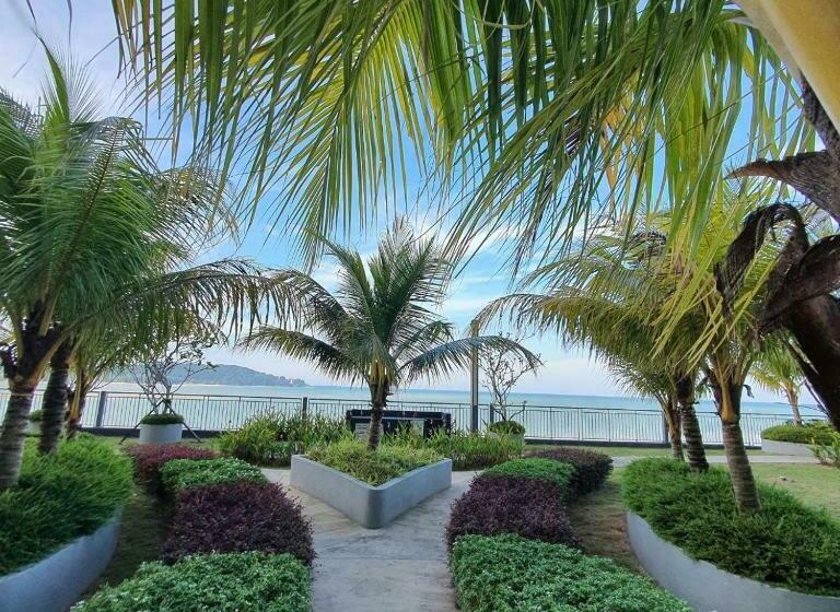استودیوی استاندارد با چشم‌انداز دریا, Kuantan Imperium Seaview Cityview By Avenzee