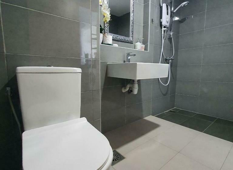 استودیوی استاندارد با چشم‌انداز دریا, Kuantan Imperium Seaview Cityview By Avenzee