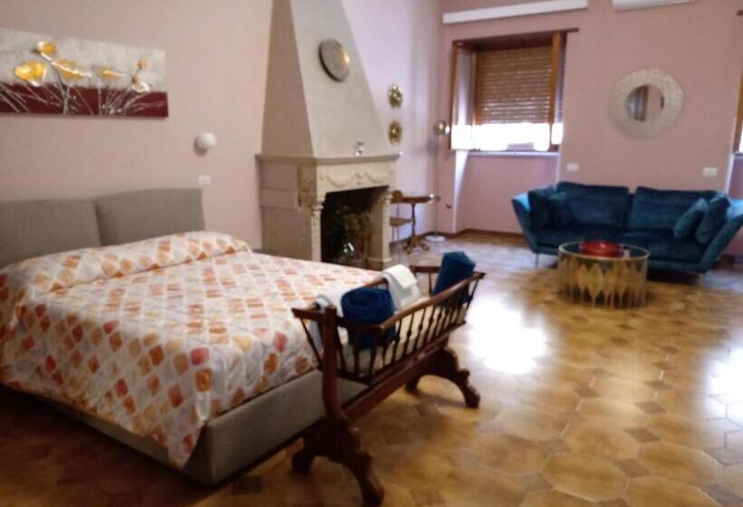 Deluxe Suite King Bed, Ca  Di Renzo