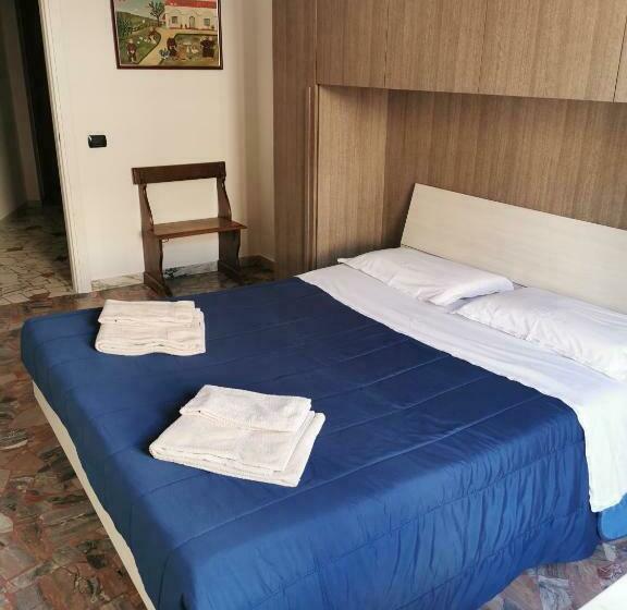 اتاق استاندارد, Affittacamere Sciacchithouse