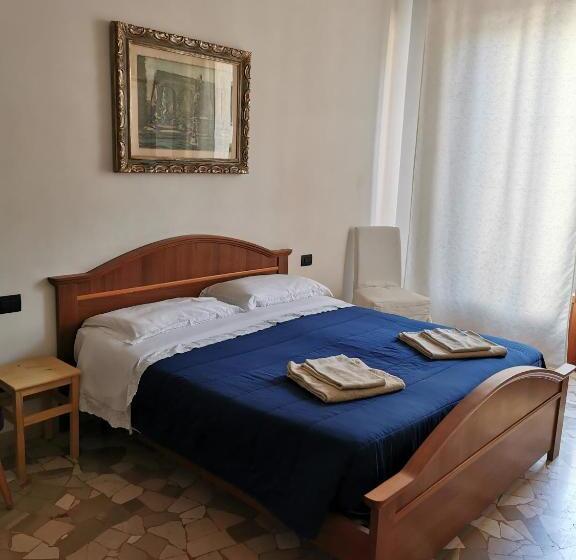 اتاق استاندارد, Affittacamere Sciacchithouse