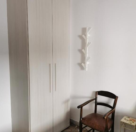 Standard room with outdoor bath, Affittacamere Sciacchithouse