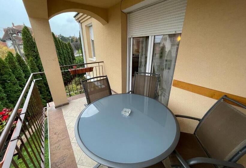 آپارتمان 1 خوابه, Garda Wellness Apartmanház