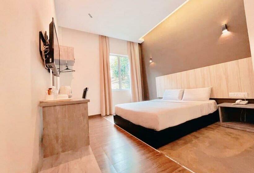 اتاق لوکس, Karang Timur Motel
