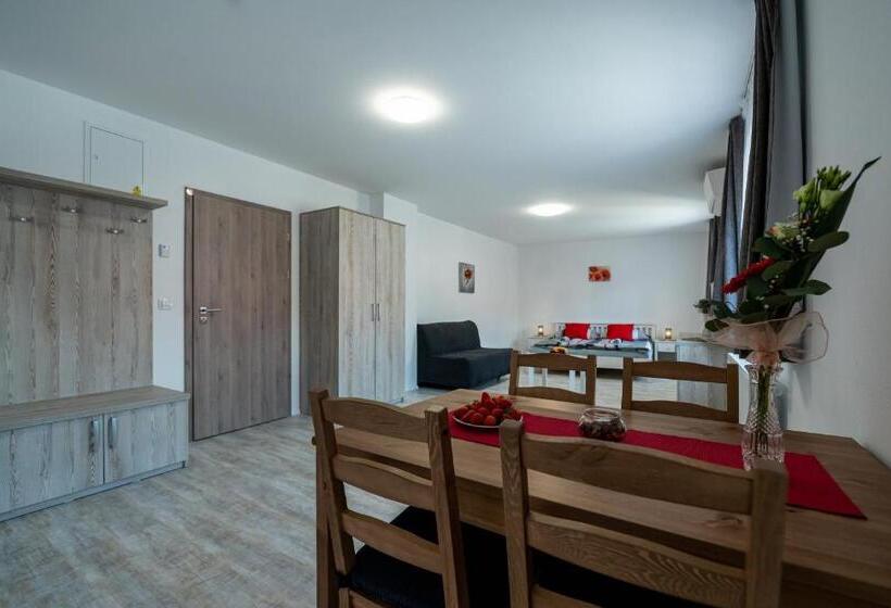 带1个卧室带花园景观的公寓, Penzion Kamenný Dvůr