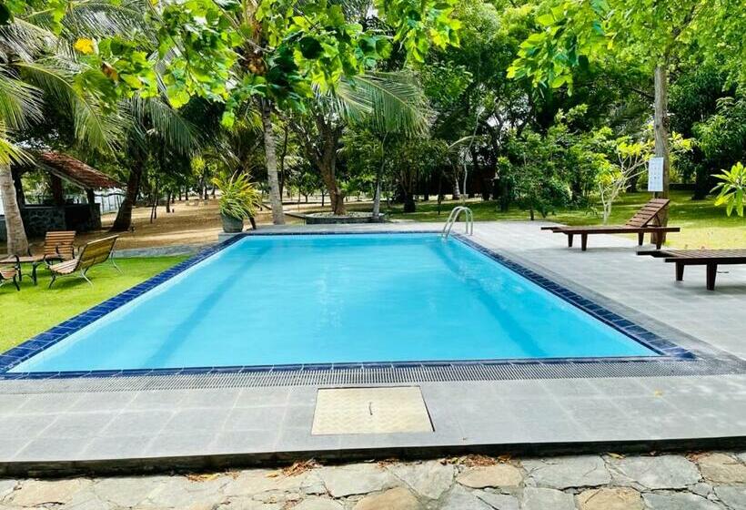 بانگلوی استاندارد, Kaaya Eco Resort Yala