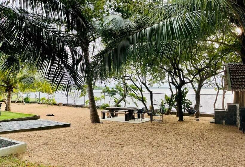 بانگلوی استاندارد, Kaaya Eco Resort Yala
