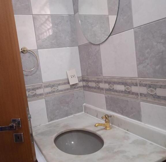 سوییت, Acomodações Anfitriã