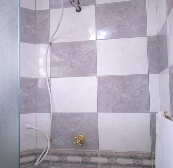 سوییت, Acomodações Anfitriã