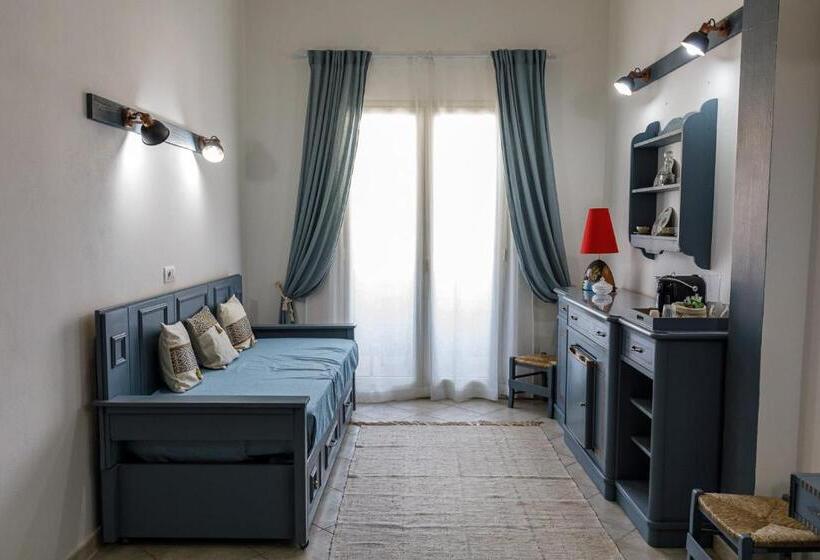 اتاق سوپریور سه تخته, Domo Anna