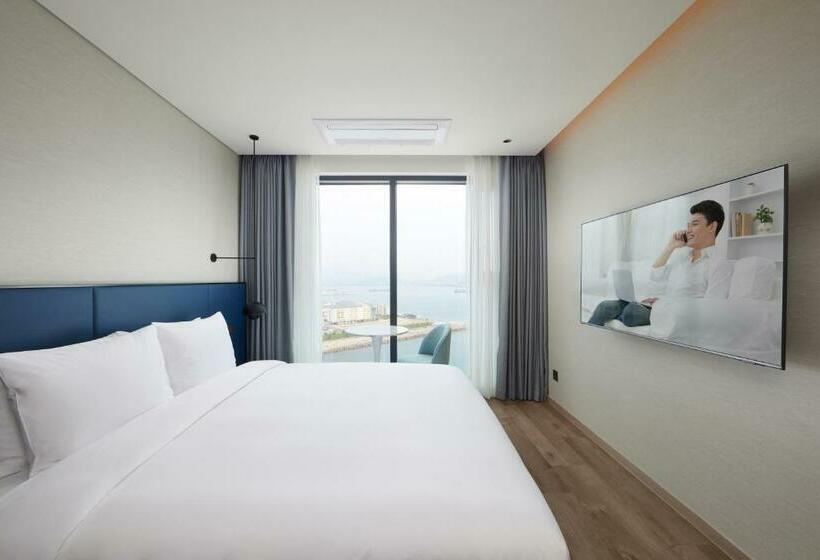 带大床的豪华间, Citadines Connect Hari Busan