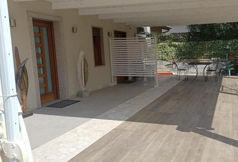 اتاق استاندارد سه تخته با چشم‌انداز باغ, Artemare B&b