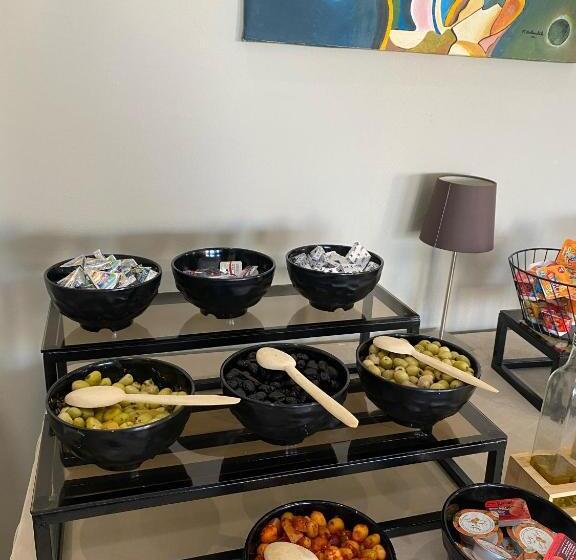 اتاق لوکس یک تخته, Eventi Club By Cité Des Sports Adarissa
