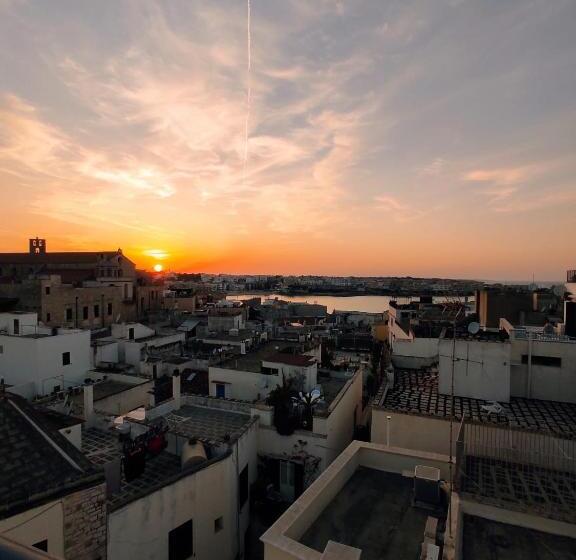 آپارتمان سوپریور 1 خوابه, San Pietro Otranto