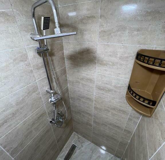 اتاق استاندارد, Z3 Hostel