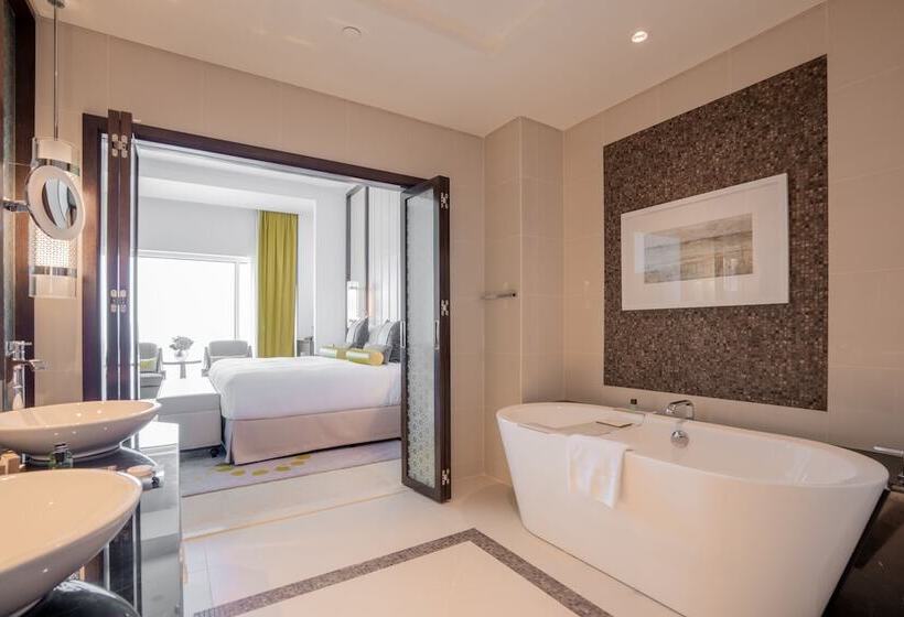 Premium room with view, Rixos Marina Abu Dhabi