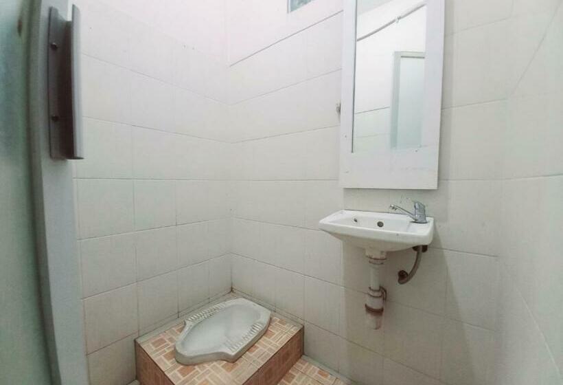 اتاق استاندارد, Spot On 91336 Guesthouse Tarumanegara