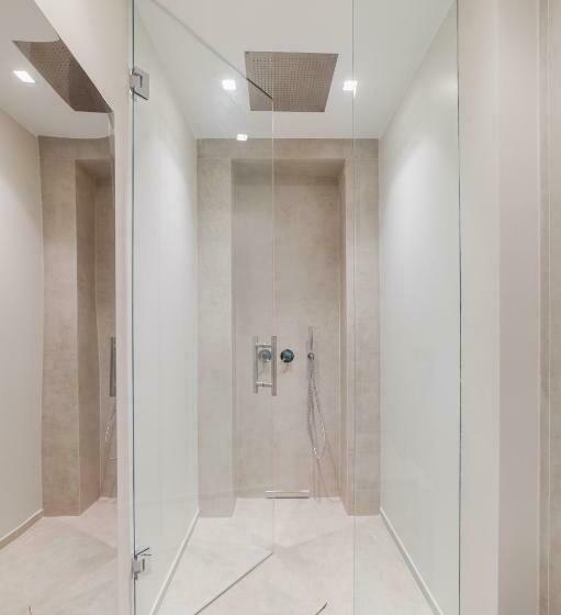 آپارتمان لوکس 1 خوابه, Naxi Suites