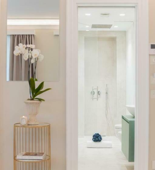 آپارتمان لوکس 1 خوابه, Naxi Suites