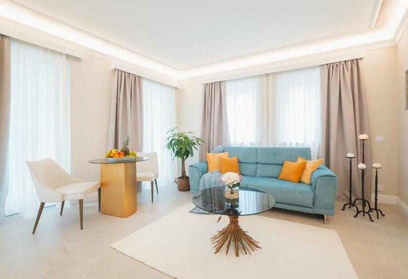 آپارتمان لوکس 1 خوابه, Naxi Suites