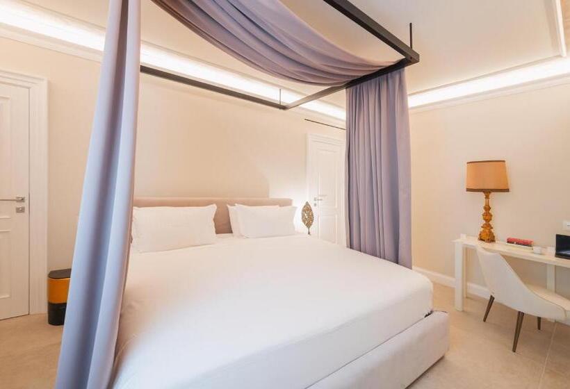 آپارتمان لوکس 1 خوابه, Naxi Suites