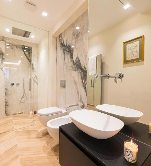 آپارتمان 1 خوابه با بالکن, Naxi Suites