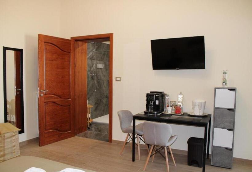 اتاق استاندارد با وان آب گرم, Terrazza Levante   Vista Panoramica