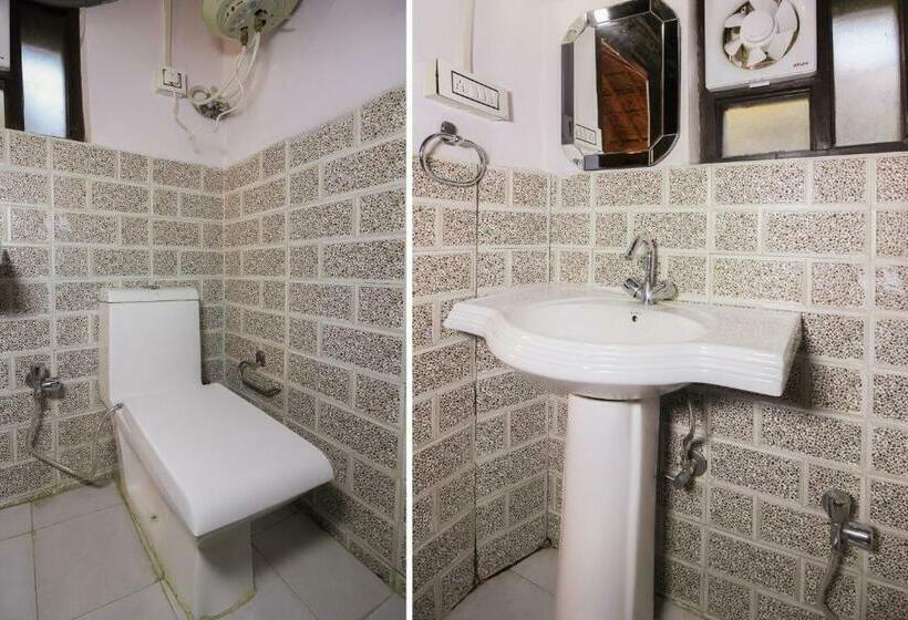 اتاق استاندارد, Collection O Nainital Himalayan Resort