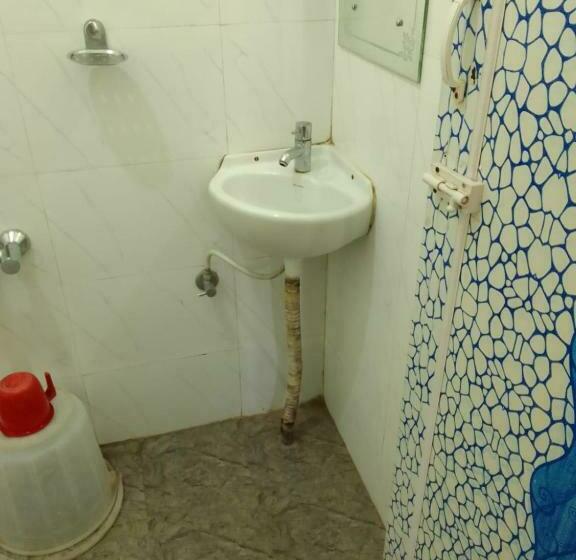 اتاق لوکس یک تخته, New Shelton Suites